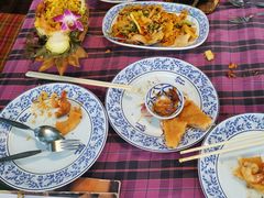 -卷心菜和避孕套餐厅(Pattaya)