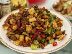 坚果辣子鸡-马尔龙新疆饭店·清真(瑞景店)