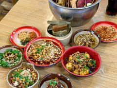 -拐枣巷小串串(财大店)
