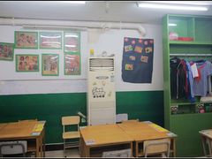 大堂-做了不起的80后