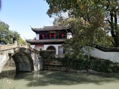 -汇龙潭
