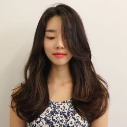 -AYO SALON