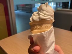 -麦当劳(轻轨曹杨路店)