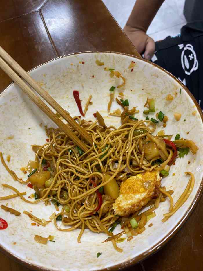 余小二面馆(四方坪总店)-"网上号称四方坪最好吃的干拌面,对我这个老.