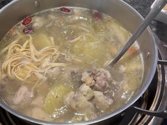 -一席地·本地鸡窝·杭帮鸡火锅(萧山银隆百货店)