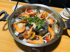 皇后无水火锅-派派茶客(金杏花园店)