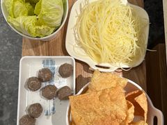 -三人行骨头王火锅(长寿店)