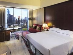 -广州天河希尔顿酒店