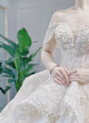-艾慕婚纱礼服馆(和平店)