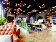 -桉树林A coffee 森林餐厅(三圣乡店)