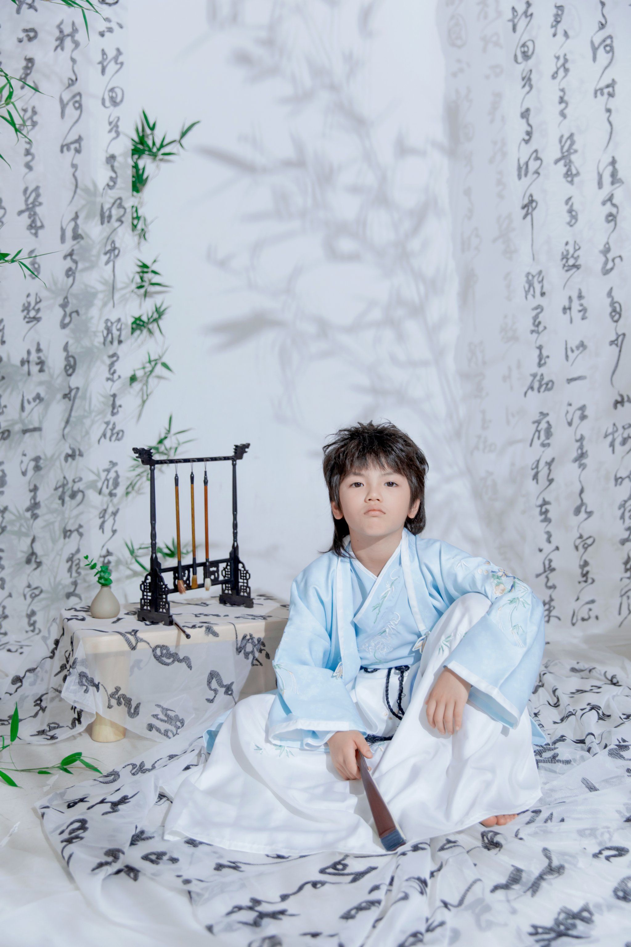 n#儿童汉服 #儿童摄影 #宝宝照 #儿童拍照摄影 #儿童写真 #古风拍摄