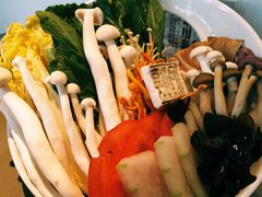 -享月汤皇·海鲜小火锅·聚会(曲江创意谷店)