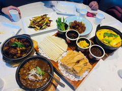 -峨嵋小镇·川菜(勒泰中心店)
