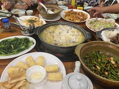 -侠成水上农庄(工业大道店)