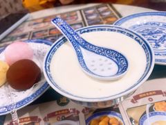 -广信牛奶甜品世家(台东店)
