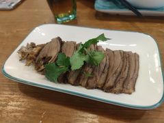 卤狮头鹅肉-唔止卤嘢·潮州府城菜(鹭江店)