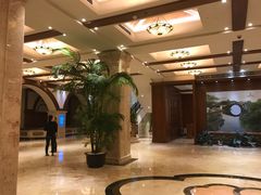 -山明水秀大饭店