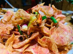 -老滇山寨•云南特色菜•地方菜•民族风情歌舞表演(金碧店)