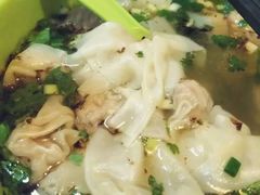 鲜肉小馄饨-老上海馄饨铺(浙江中路店)