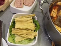 -宴全牛粤来越牛潮汕鲜牛肉火锅(海州万达广场店)