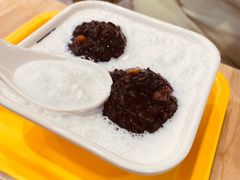 黑糯米白雪冰-满记甜品(王府井北京市百货大楼店)