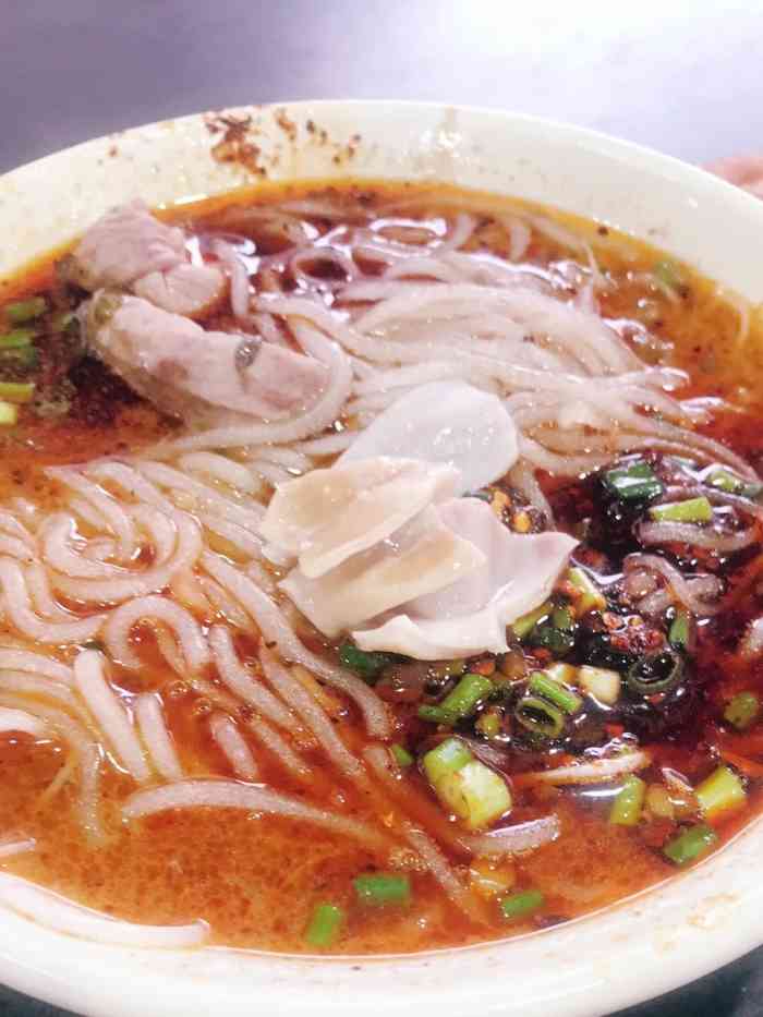 双流冒节子肥肠粉(银沙路店)-"这家肥肠粉 位于 银沙路和二环路交叉的