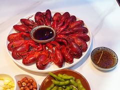 明火泉水灼龙虾-钳小柒·小龙虾蓝龙王烧烤夜宵(长寿路店)