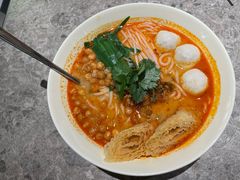 招牌秘制酸汤米线-留半山·香港食堂(啦啦宝都店)