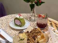 -C.Y Cafe