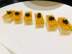 鱼子酱凉粉蟹肉-甄御•海鲜新青岛菜(麦岛店)