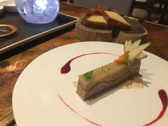 黑菌层鹅肝派配梨啫喱-AZUL by FUEL蓝色·法式酒馆(琶醍店)