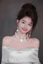 -艾米丽婚纱礼服