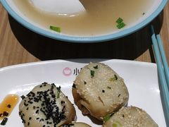 -小杨生煎(金山百联购物中心3楼店)
