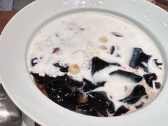 -RUXU入续糖水铺与包(卓悦中心店)