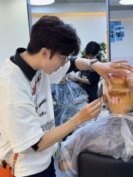 -V7 HAIR SALON