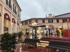 -佛罗伦萨小镇广佛名品奥特莱斯(疏港路店)