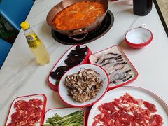 -毛辣果·贵州红酸汤牛肉火锅(西单店)