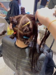 -PE SALON