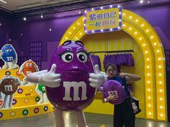 -m豆巧克力世界(上海世茂广场店)