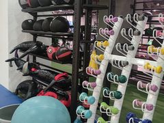 -宝力豪健身(中粮广场店)