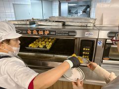 -四囍码头海鲜烧烤自助火锅(外滩南京东路悦荟广场店)