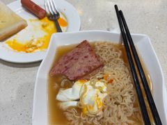 -香港新发烧腊茶餐厅(水围店)