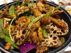 干锅牛蛙-渝蛙馆(新百店)