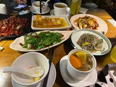 -隔壁老王·家常云南菜(花巷店)