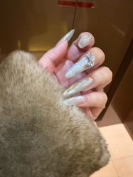 -HUII NAIL绘京美甲美睫会馆