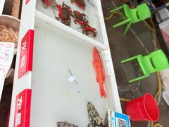 -上海龙吴水胜海发市场