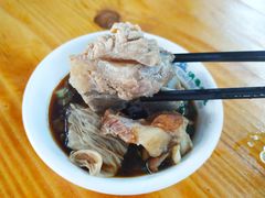 -五指山生态小黄牛(皮皮虾海鲜广场店)