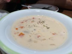 奶油海鲜汤-萨莉亚意式餐厅(杭州滨江天街店)