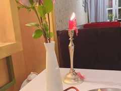 -塞纳河法国餐厅(意式风情街店)