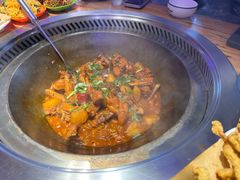 -山河屯铁锅炖鲜鹅·东北菜(开发区一店)